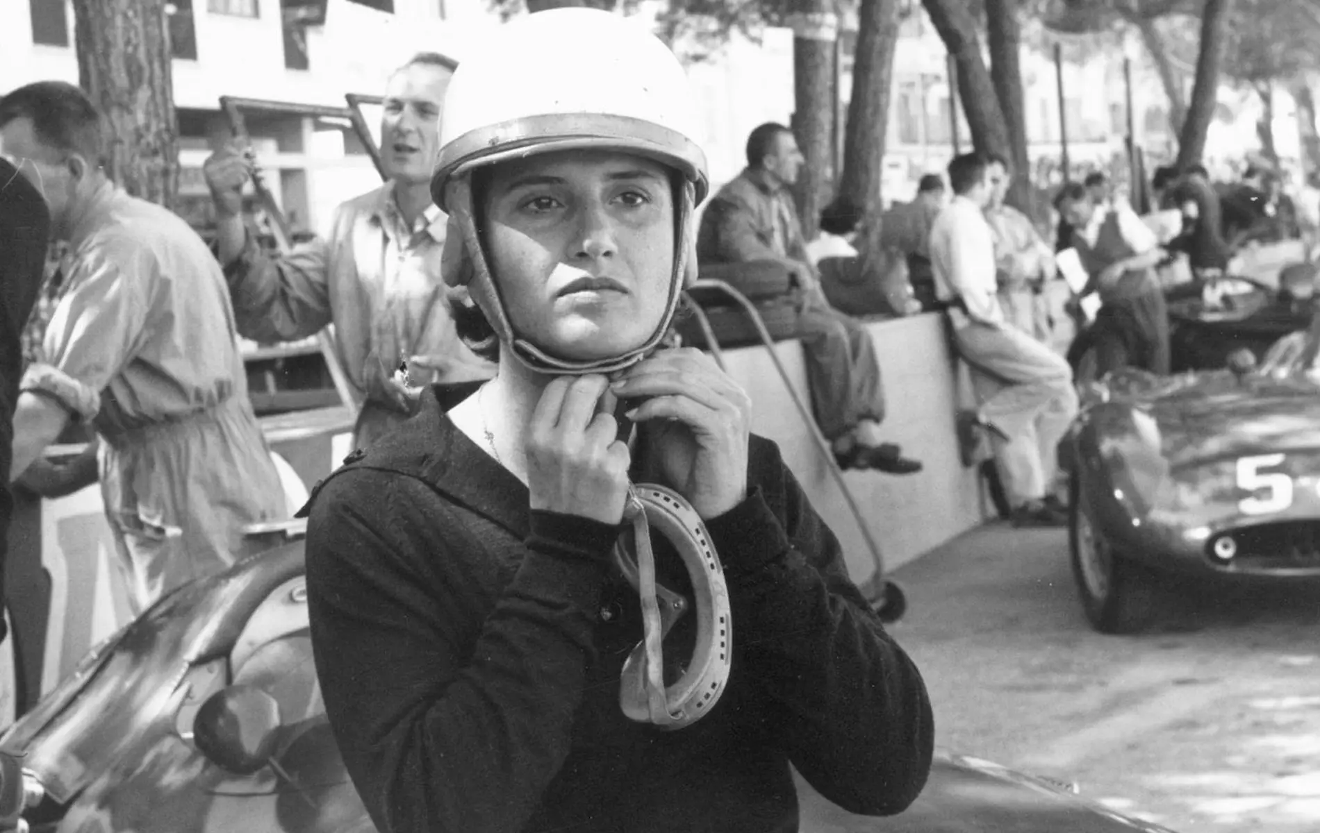 Meet the Trailblazing Female F1 Drivers: History, Grand Prix Starters & Test Drivers