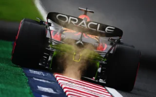 F1 DRS. What is the Drag Reduction System in F1? How does it work?