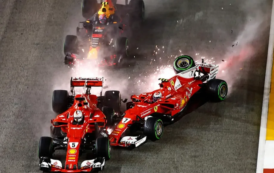 2017 Singapore Grand Prix Crash