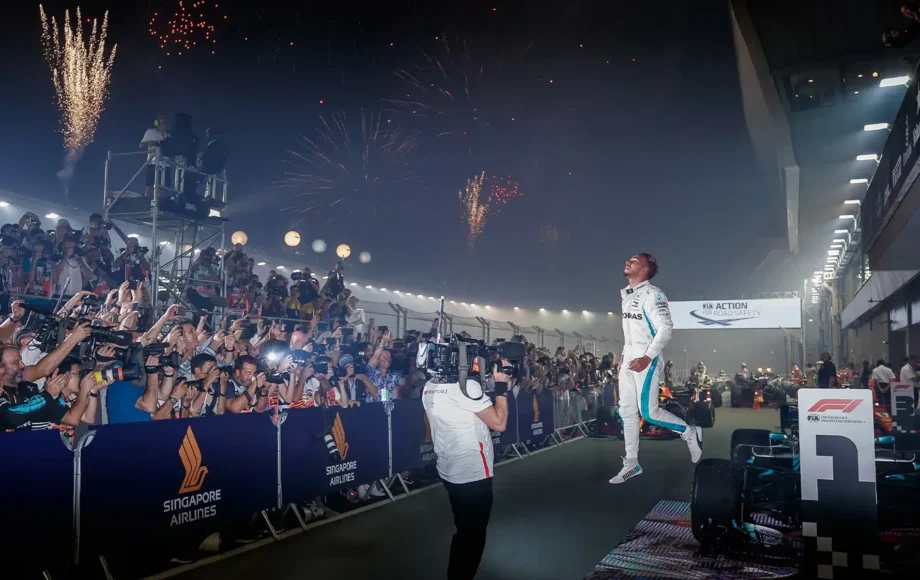 2018 Singapore Grand Prix Lewis Winner