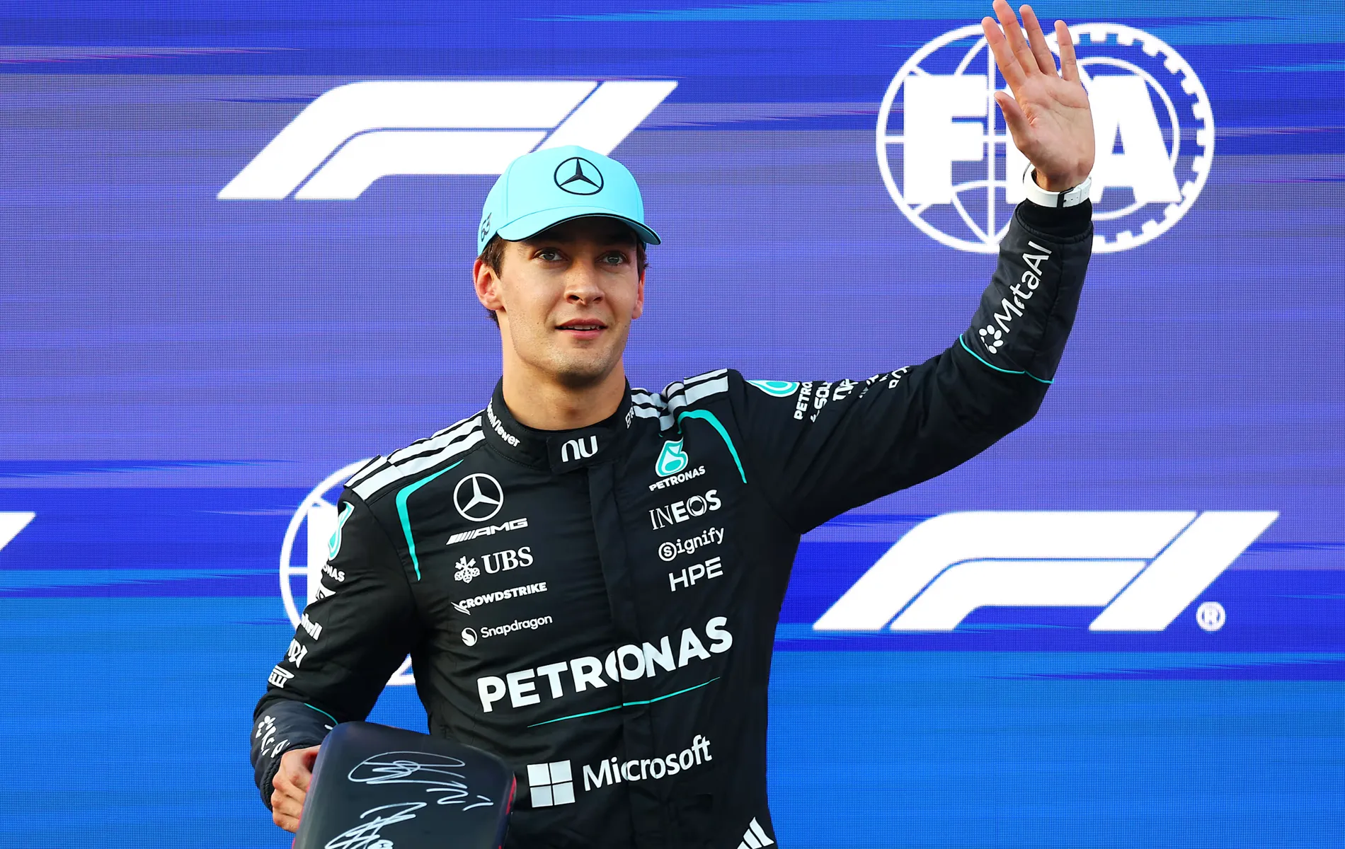 George Russell Pole in Baku 2